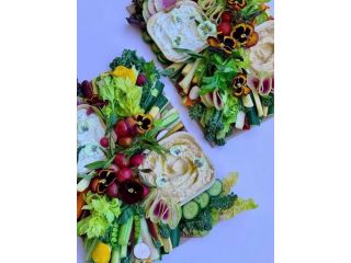 fresh-vegetable-charcuterie-board-for-events-small-0