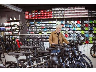 buy-electric-dirt-bike-models-designed-for-consistent-performance-small-0