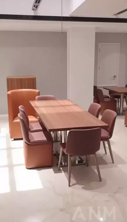 custom-commercial-furniture-big-0
