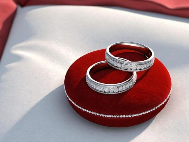 modern-engagement-rings-by-rogers-jewelers-for-every-couple