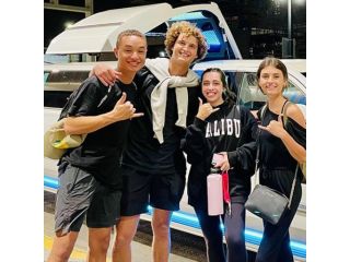 limo-in-honolulu-small-0