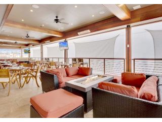 best-restaurant-and-bar-in-nj-for-dining-nightlife-small-0