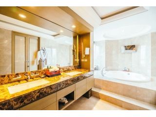 bespoke-bathroom-design-installation-in-harlow-small-0