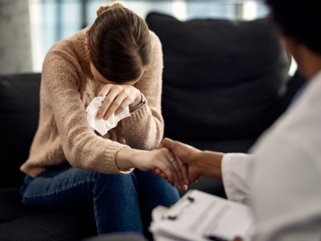 trusted-emotional-support-with-anxiety-therapist-atlanta-care