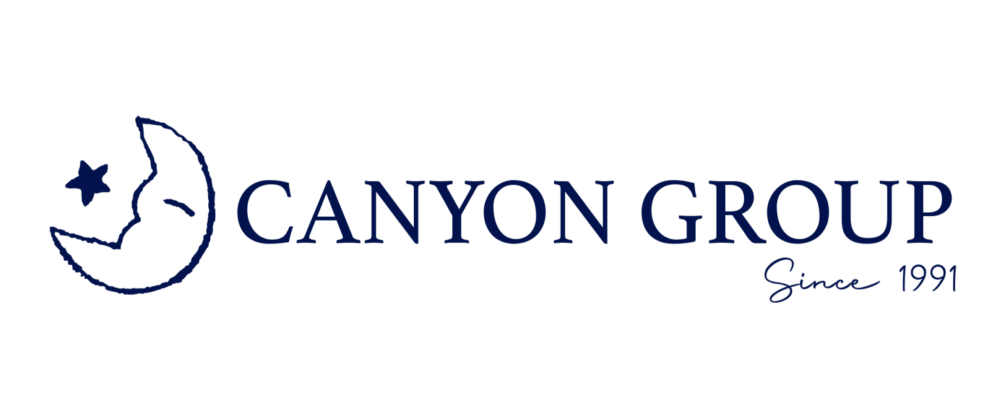 canyon-group-a-us-based-luxury-chenille-bathrobes-brand-big-1