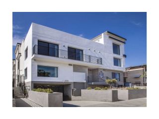 townhouses-for-rent-with-parking-in-koreatown-modern-homes-small-0
