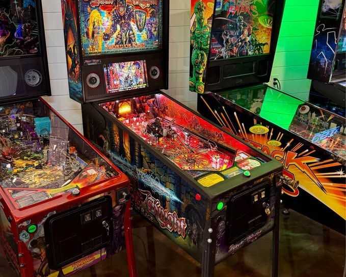 buy-black-knight-pinball-machine-legendary-steve-ritchie-design