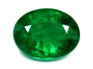 bright-beautiful-emerald-gemstone-selection-small-0