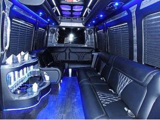 limousine-service-party-bus-nyc-small-0