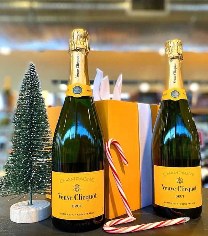 buy-moet-et-chandon-champagne-wholesale-big-1
