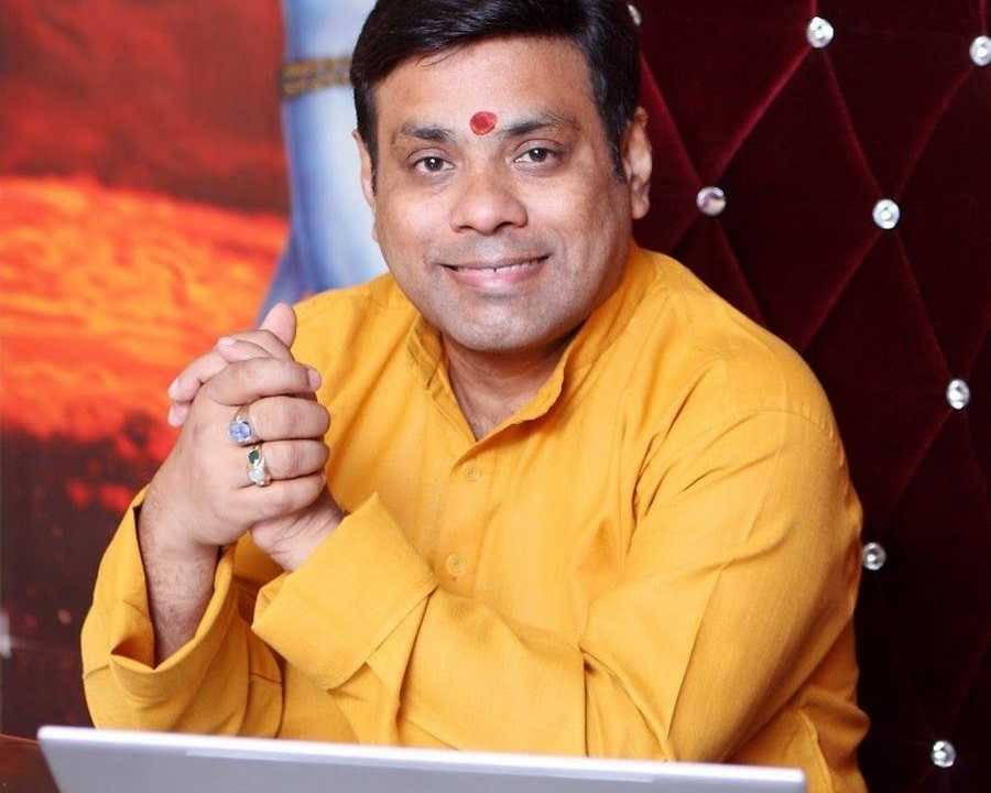 upgrade-your-knowledge-with-professional-astrology-classes
