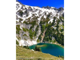 north-cascades-national-park-hiking-trails-small-0