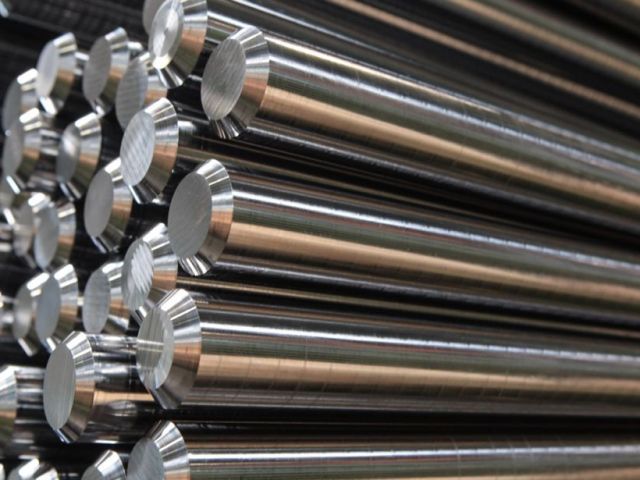 stainless-steel-round-bars-in-usa-bulk-supply-available