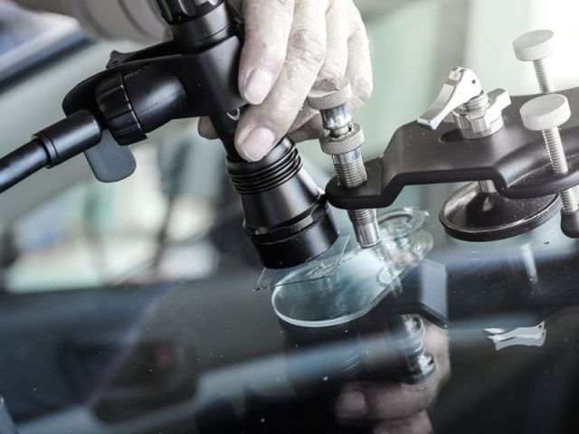 car-windshield-replacement-in-phoenix