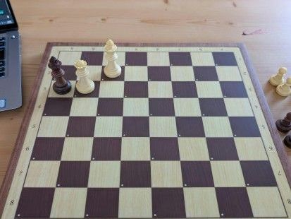 shop-chessnut-air-smart-chess-board-for-online-play-chessnut