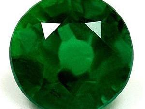 shop-certified-emerald-green-stone-collection