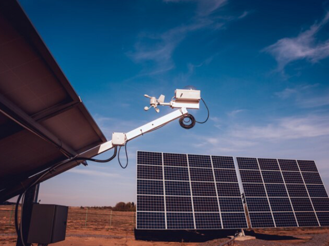 boost-efficiency-with-solar-tracking-by-findittracking