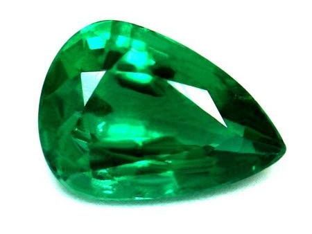 natural-green-stones-for-elegant-jewelry-designs