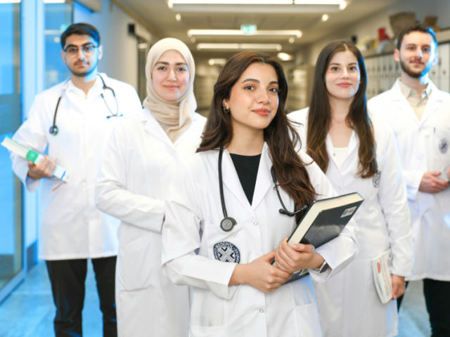 reach-verified-internists-across-us-canada-instantly