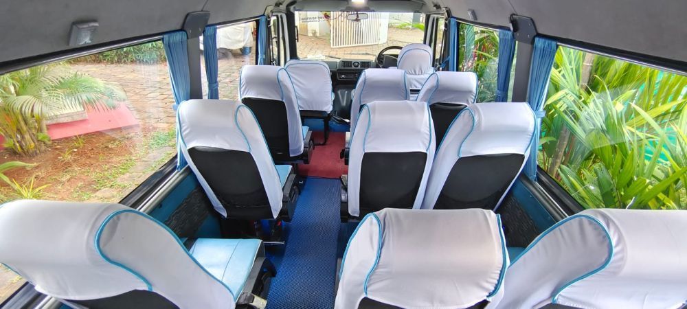 luxury-tempo-traveller-rental-kochi-big-0