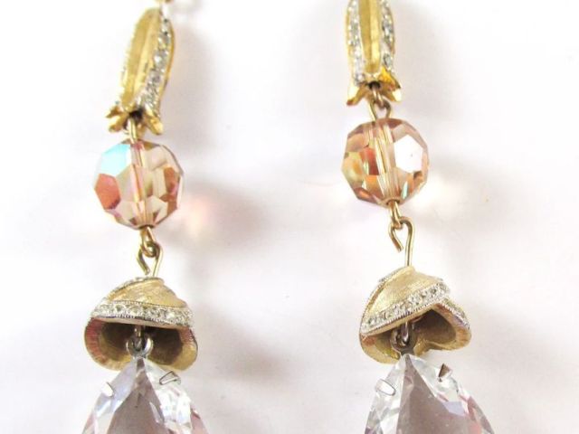 antique-costume-earrings-with-classic-vintage-charm