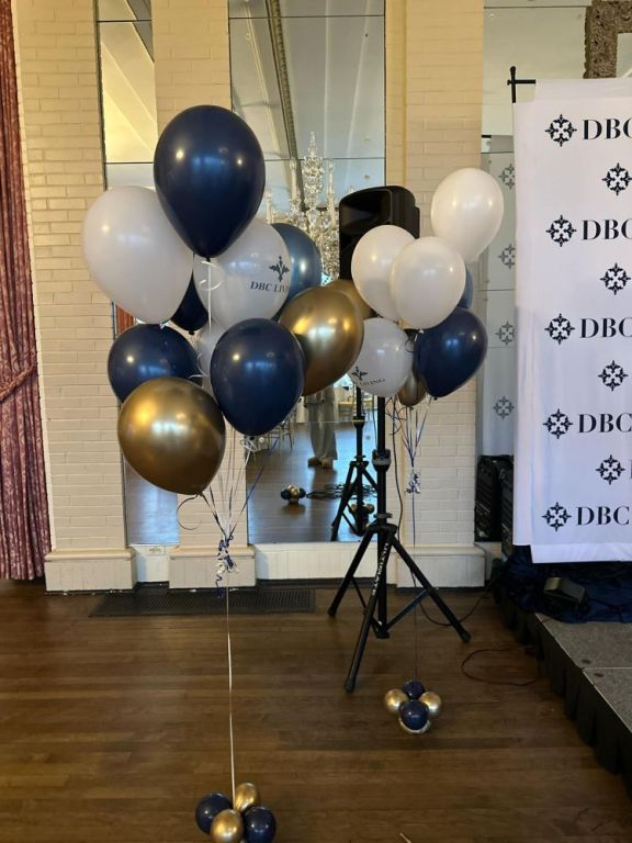 custom-balloons-in-pittsburgh-for-stunning-events-big-0