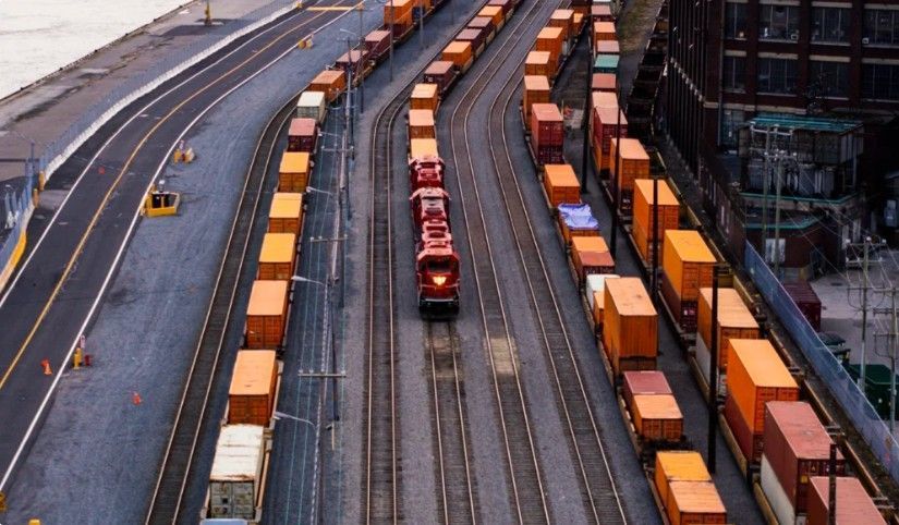efficient-multi-modal-freight-and-container-shipping-big-0