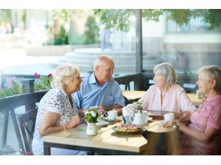 independent-living-for-seniors-active-lifestyle-small-0