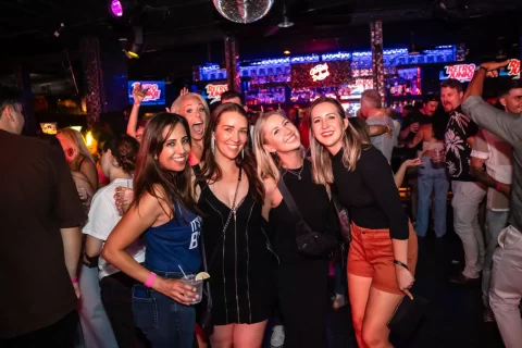 best-holiday-party-in-walnut-creek-retrojunkie-events-fun-big-0