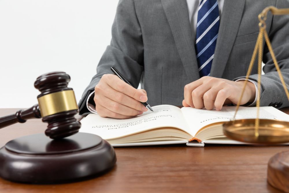 what-does-a-civil-law-attorney-do-big-0