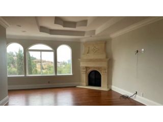 mister-paint-brings-you-the-best-interior-paint-small-1