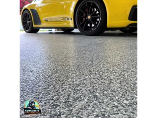 epoxy-flooring-vs-concrete-floor-coatings-comparison-small-0