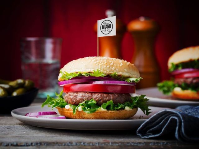 burger-toothpick-flags-for-restaurants-food-trucks-and-catering