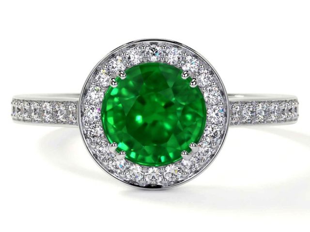 108-cttw-emerald-green-ring-with-prong-set-diamonds
