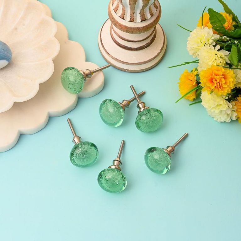 buy-best-glass-knobs-for-vintage-and-contemporary-designs-big-0