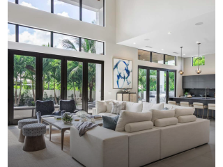 best-interior-designer-for-commercial-spaces-in-palm-beach-small-0