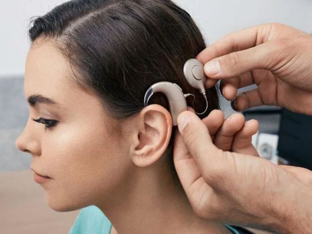 cochlear-implants-for-adults-advanced-hearing-solutions