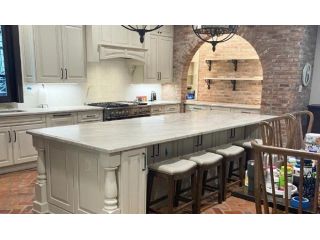 expert-houston-kitchen-remodelers-by-branda-construction-small-0