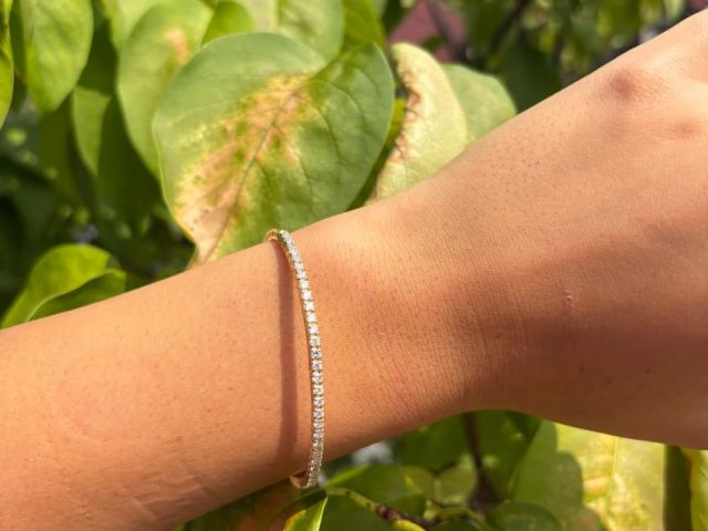 buy-yellow-gold-diamond-bracelet-online-in-ridgewood-nj
