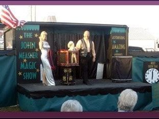 chicago-traveling-magic-illusions-for-events-and-parties