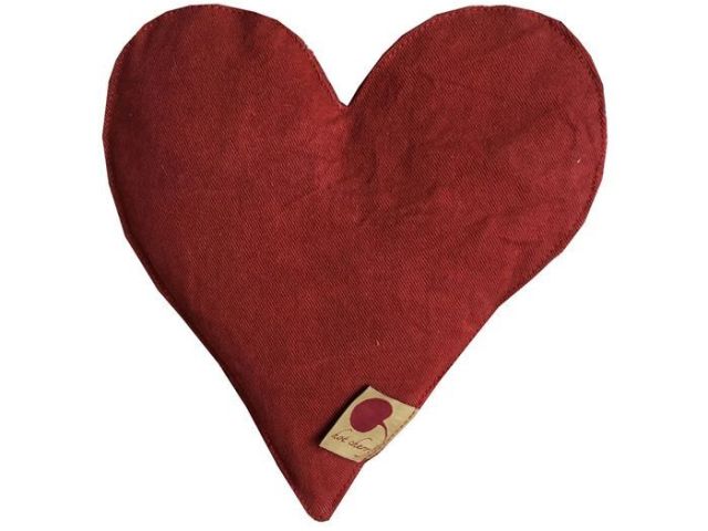 buy-heart-shaped-pillow-for-comfort-and-relaxation-today