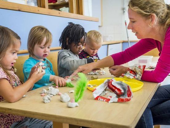 creative-learning-with-play-based-preschool-programs