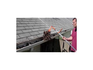 gutter-leak-maintenance-small-0
