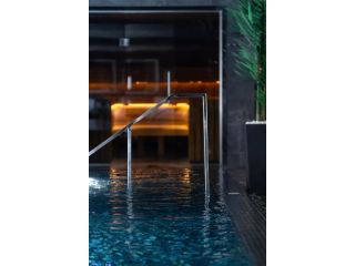 top-swimming-pool-contractors-in-hurricane-ut-small-0