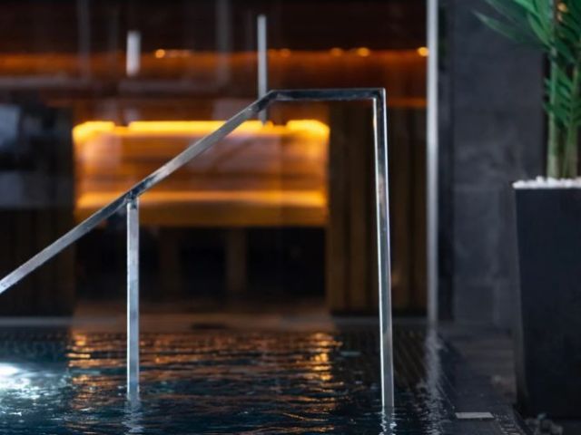 top-swimming-pool-contractors-in-hurricane-ut