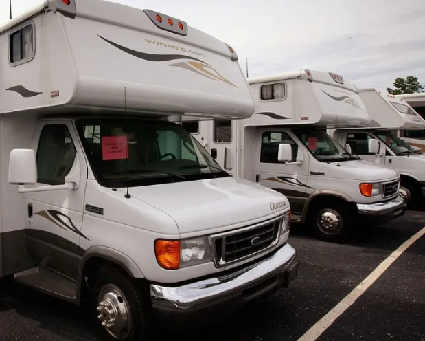 secure-convenient-storage-with-moving-and-vehicles-services-big-0