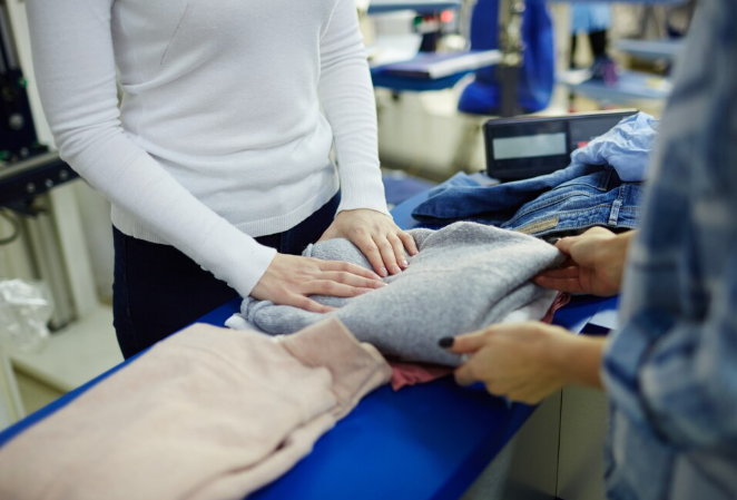 wash-fold-laundry-in-des-plaines-il-fast-reliable-service-big-0