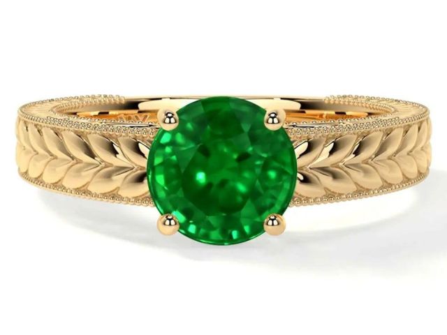 elegant-solitaire-emerald-rings-for-engagement-and-gifting