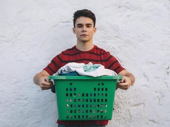 trusted-laundry-pick-up-and-drop-off-service-with-quick-delivery
