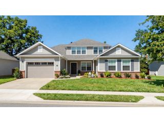 explore-beautiful-homes-for-sale-in-auburn-hills-mi-today-small-1